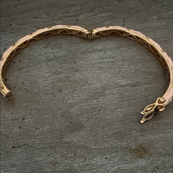 Pink Enamel Floral Bangle snap closure Bracelet - Picture 6 of 6